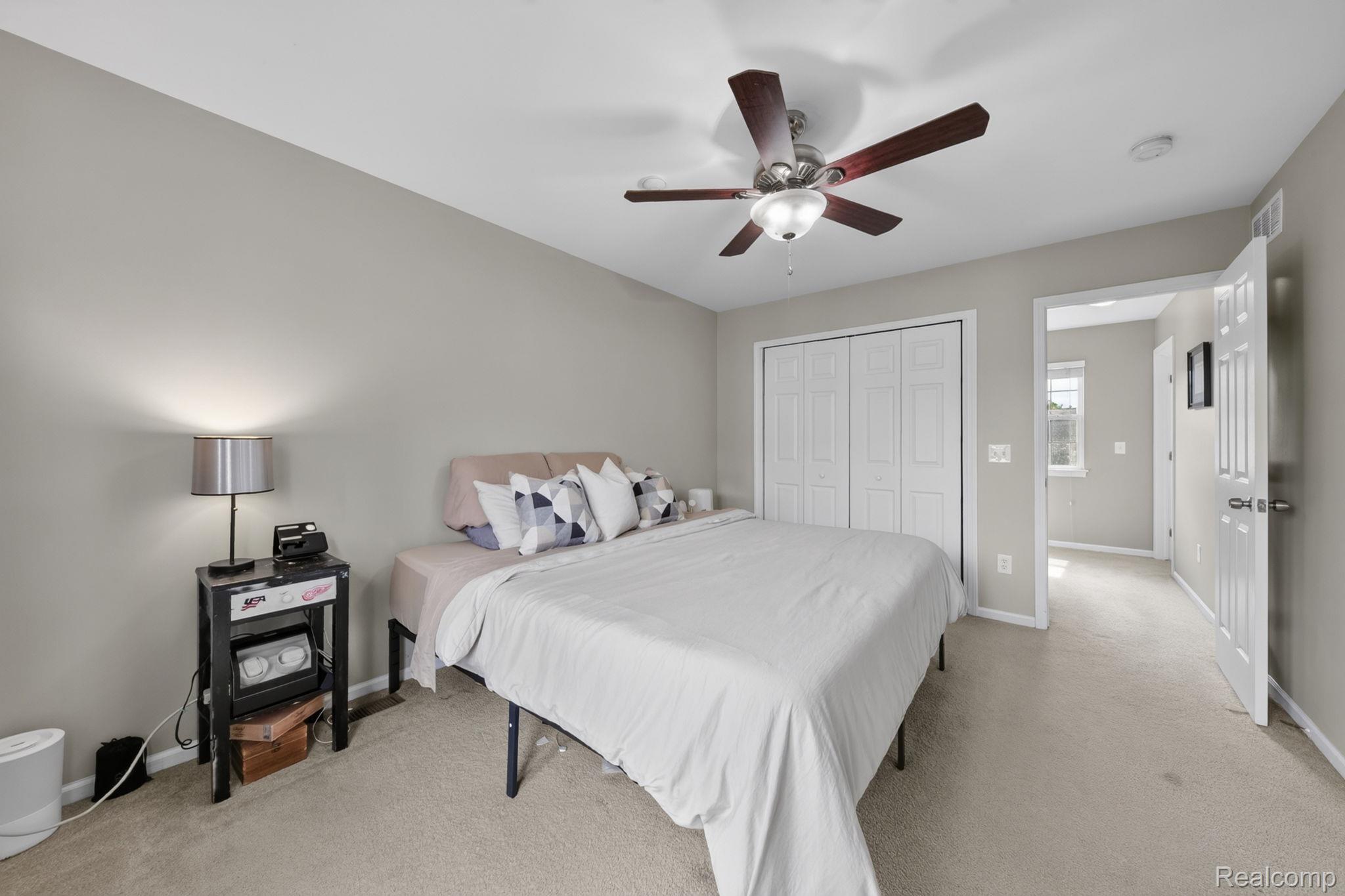 4554 Hunters Circle Property Photo 19