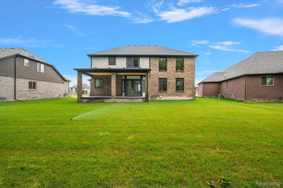24318 Tullymore Drive Property Photo 13