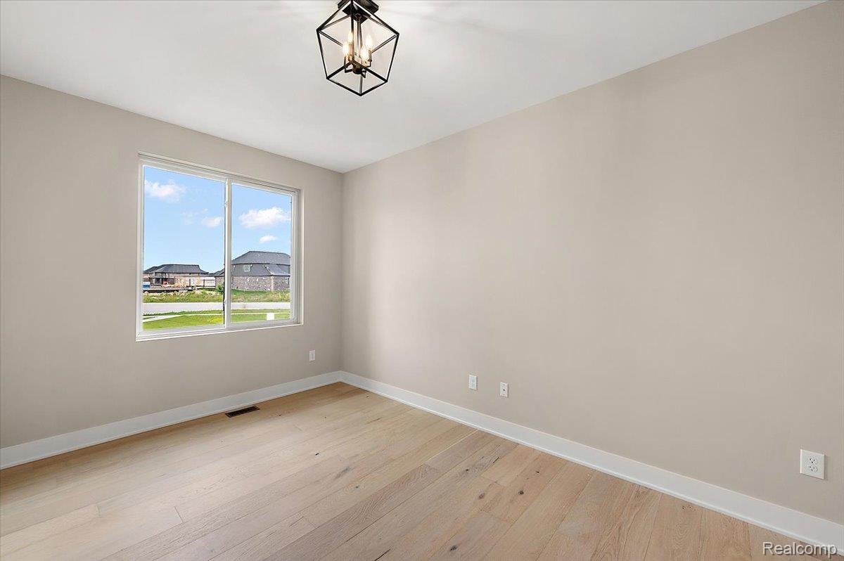 24318 Tullymore Drive Property Photo 17