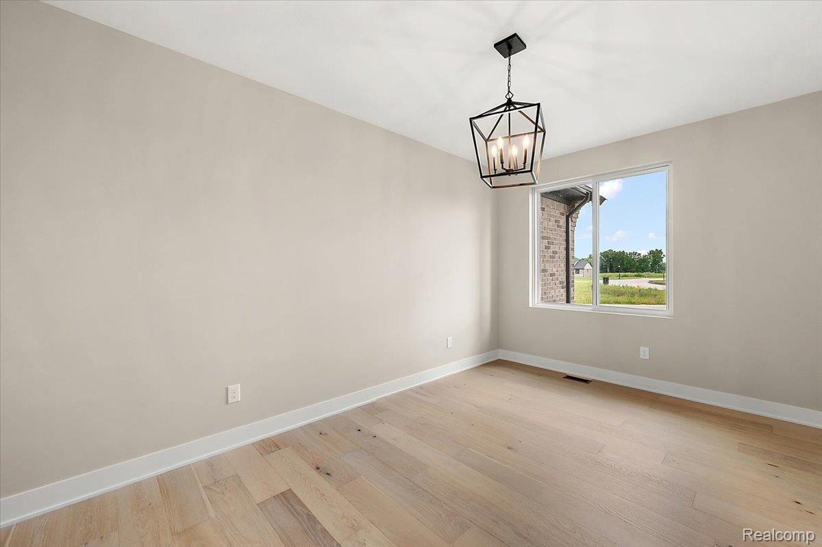 24318 Tullymore Drive Property Photo 19