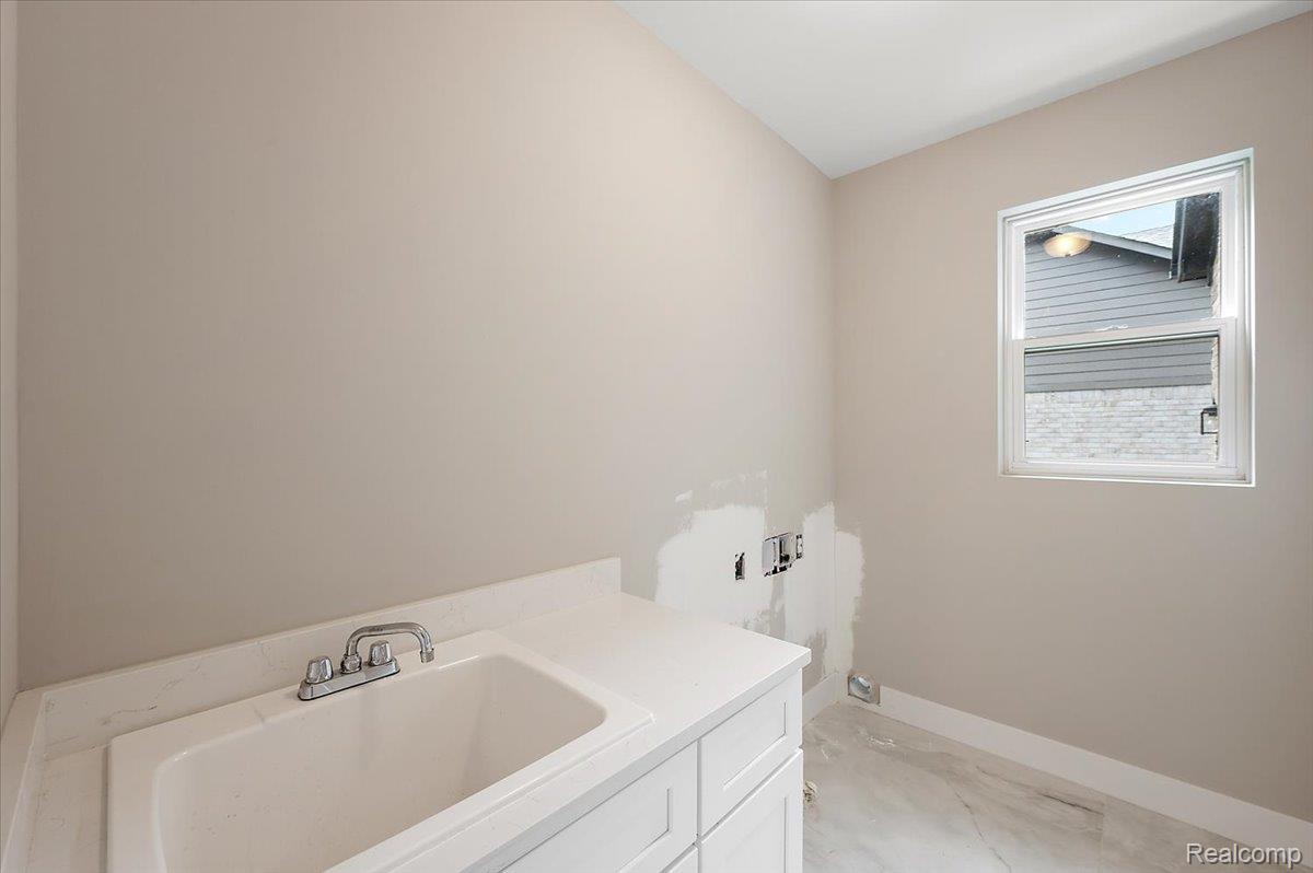 24318 Tullymore Drive Property Photo 41