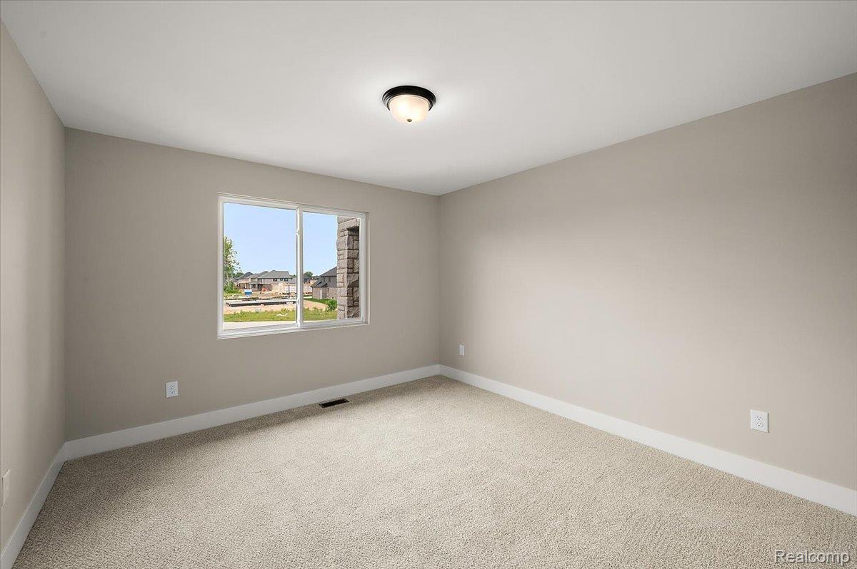 24318 Tullymore Drive Property Photo 48
