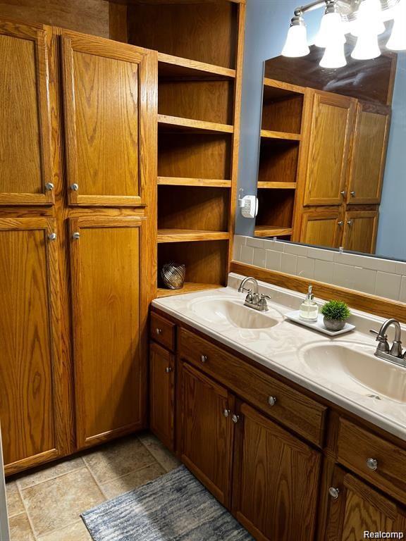 6153 S State Road Property Photo 19