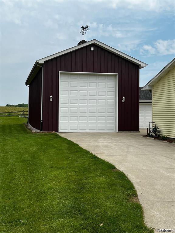 6153 S State Road Property Photo 23