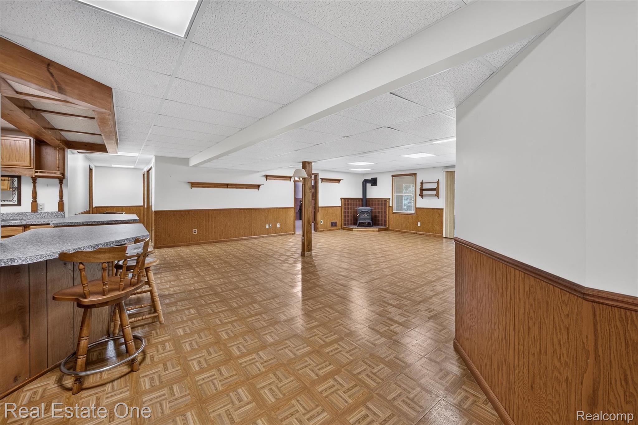 5128 Queensway Property Photo 38