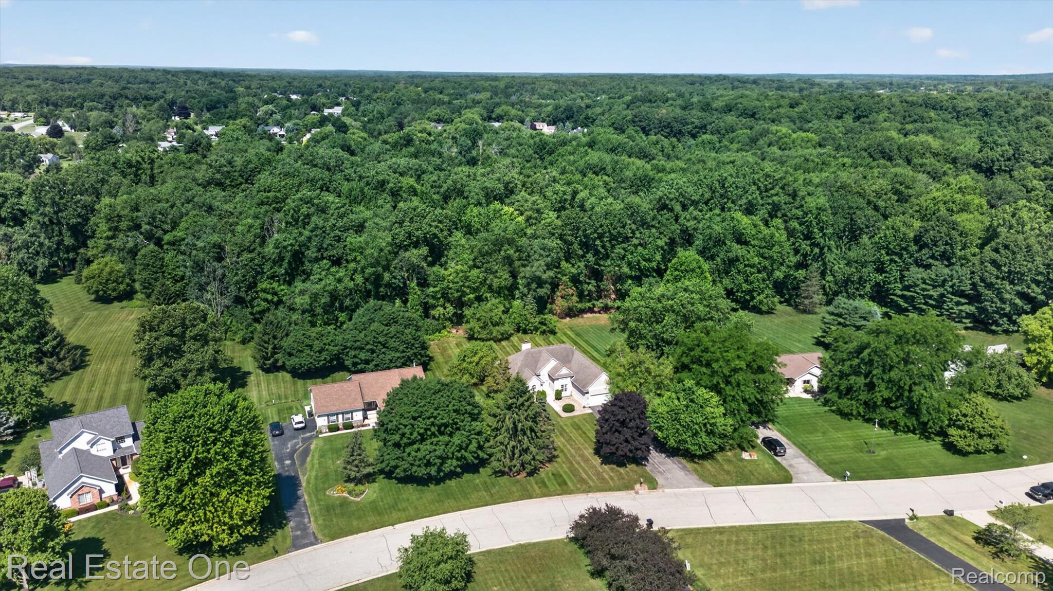 5128 Queensway Property Photo 60