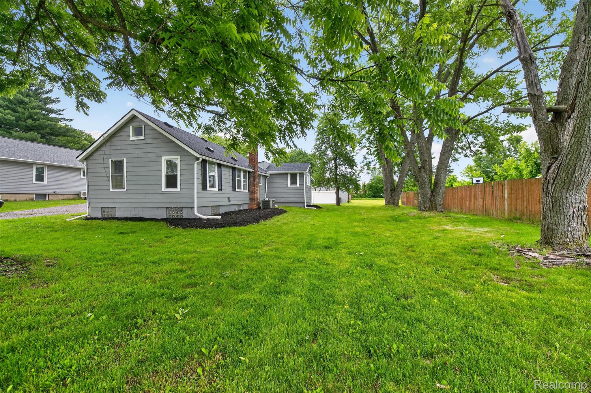 2931 Grant Road Property Photo 1