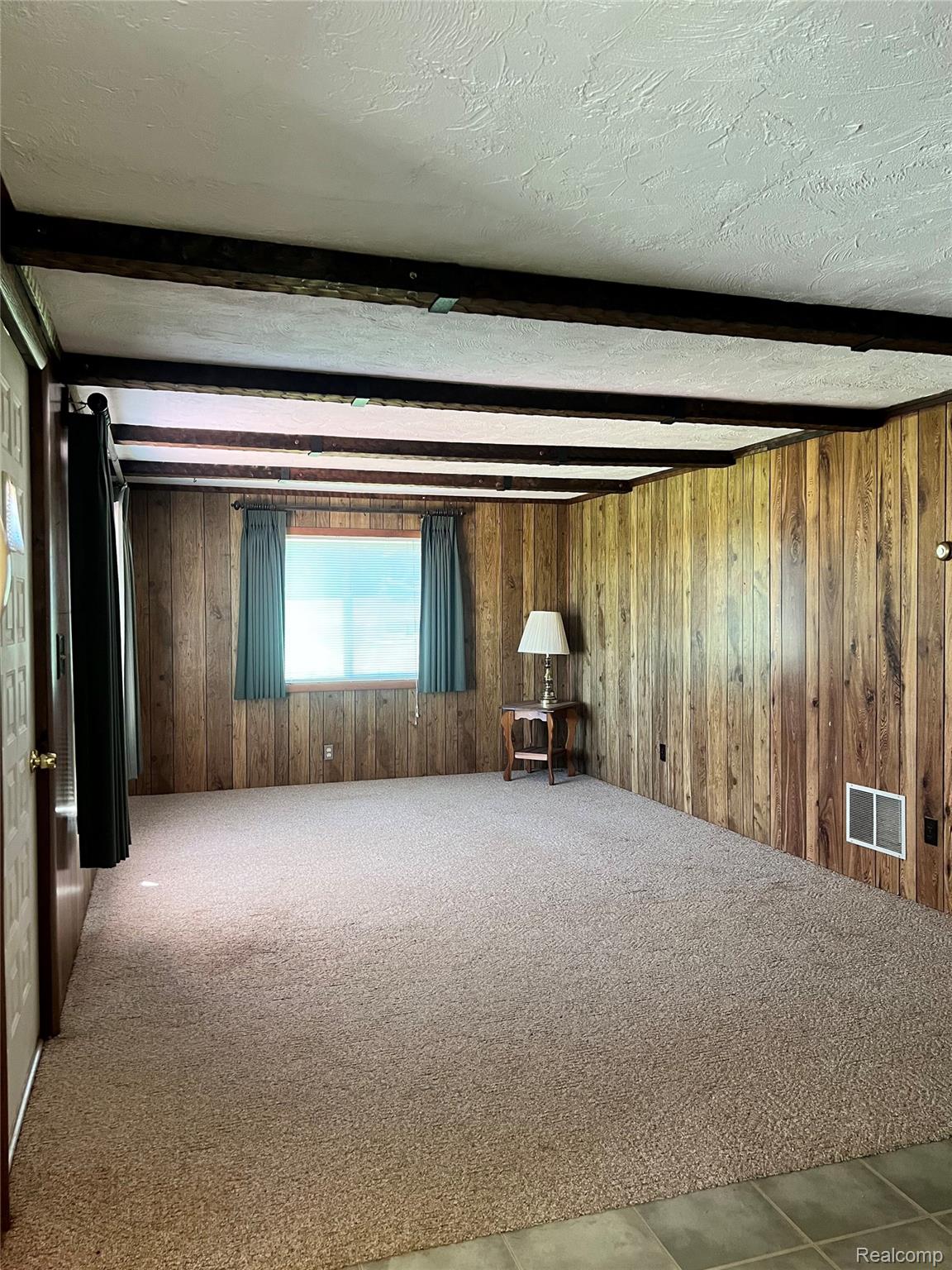 3567 Coveview Drive Property Photo 8