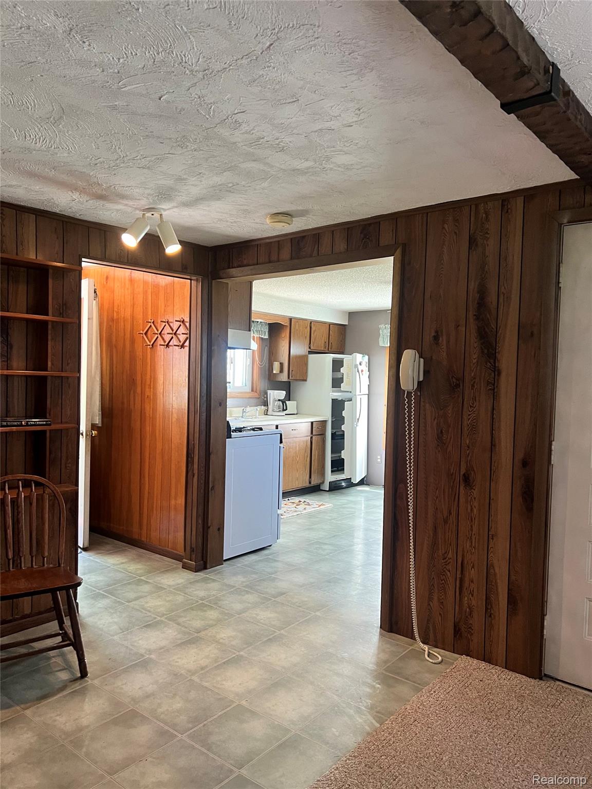 3567 Coveview Drive Property Photo 21