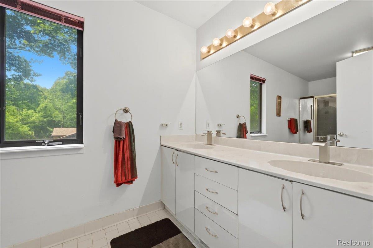 23605 Beech Road Property Photo 23