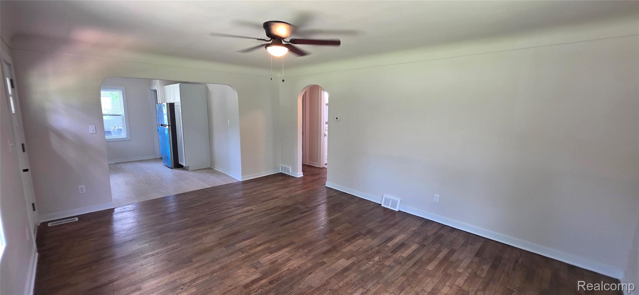 9205 Neff Road Property Photo 5