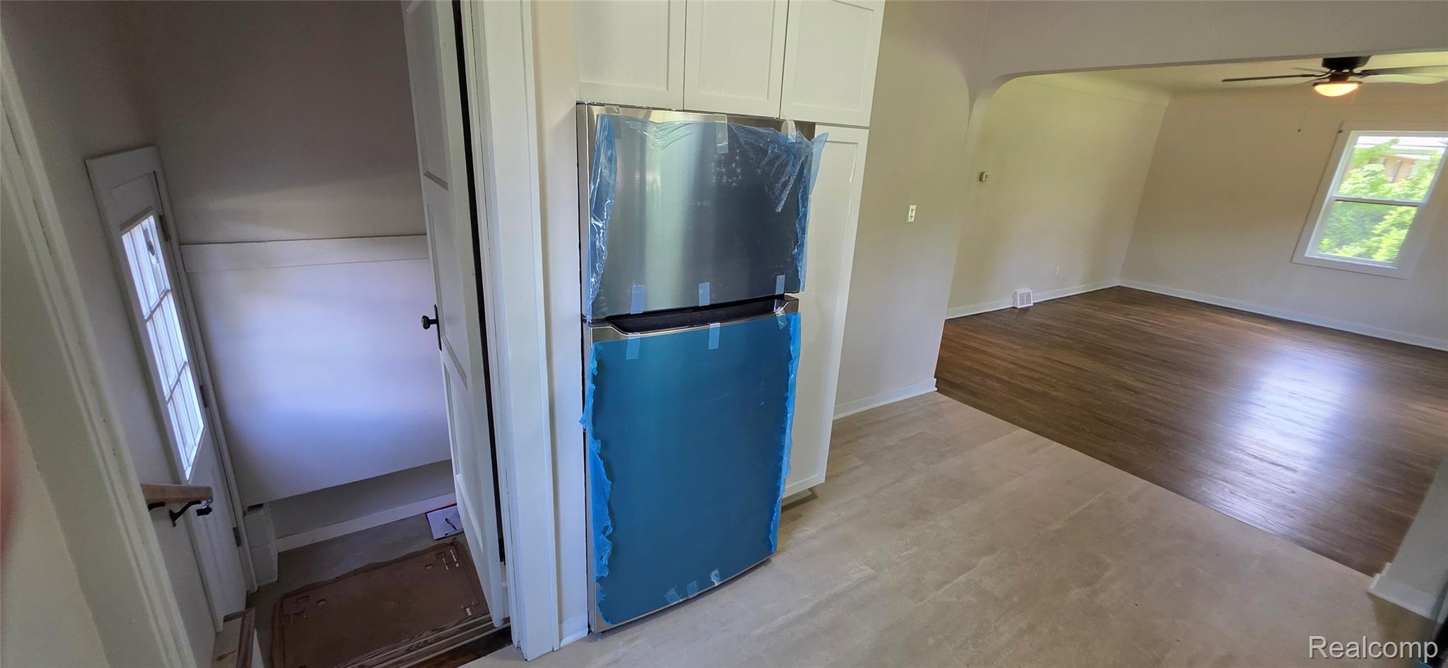 9205 Neff Road Property Photo 10