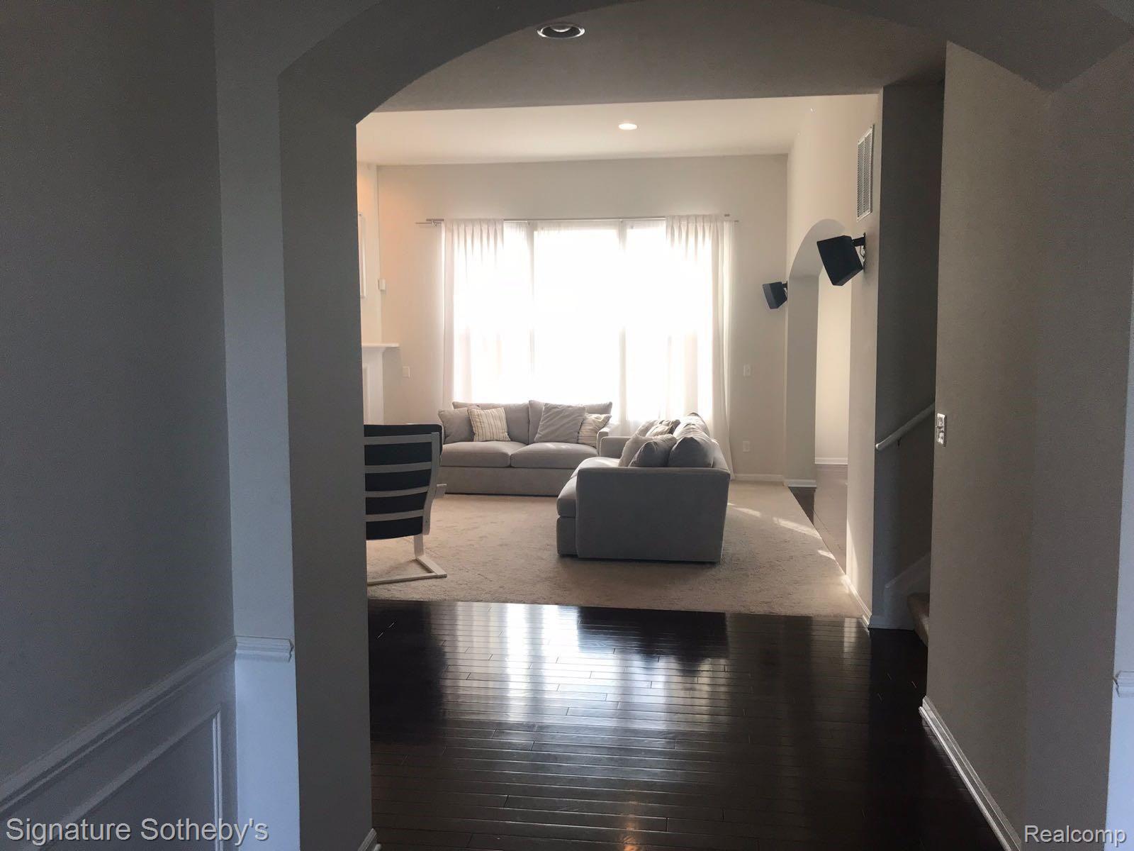 22309 Acadia Way Property Photo 3