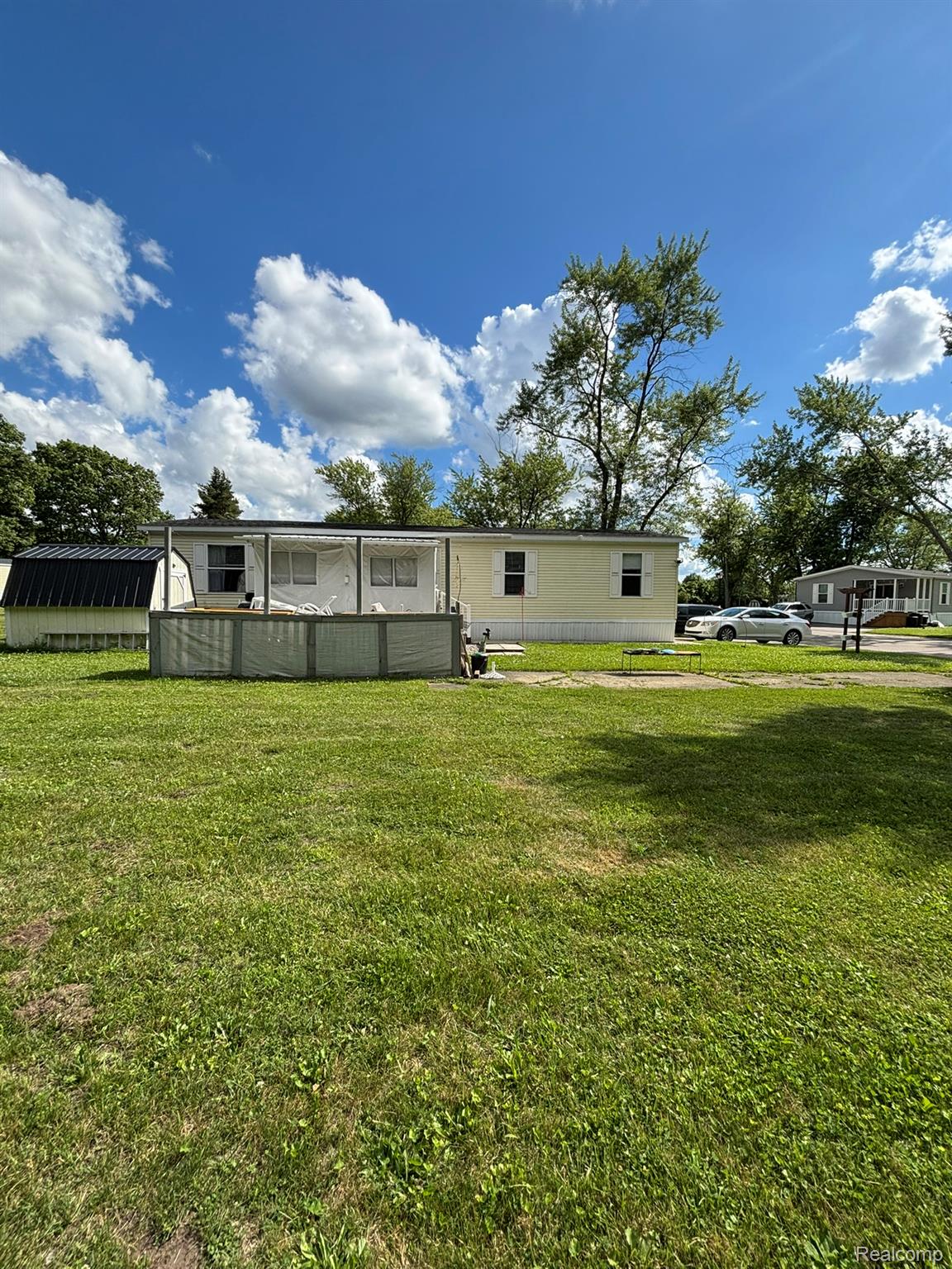 4101 S Sheridan Property Photo 2
