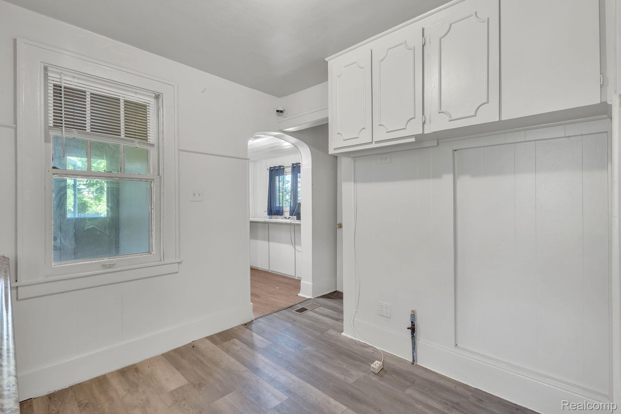 4877 Maynard Street Property Photo 10