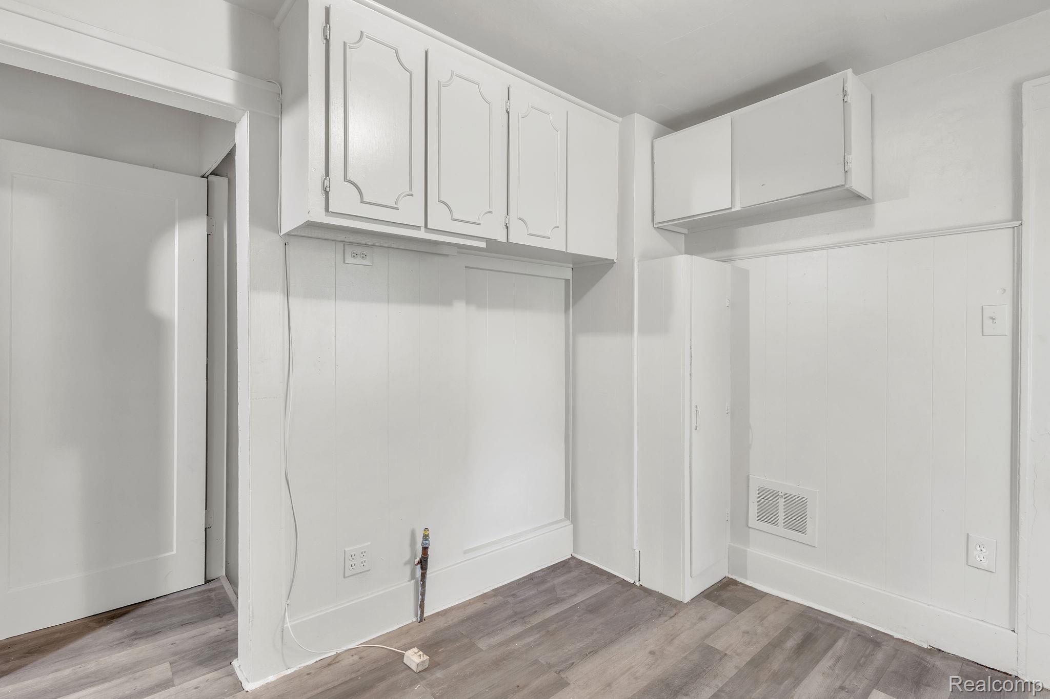 4877 Maynard Street Property Photo 13