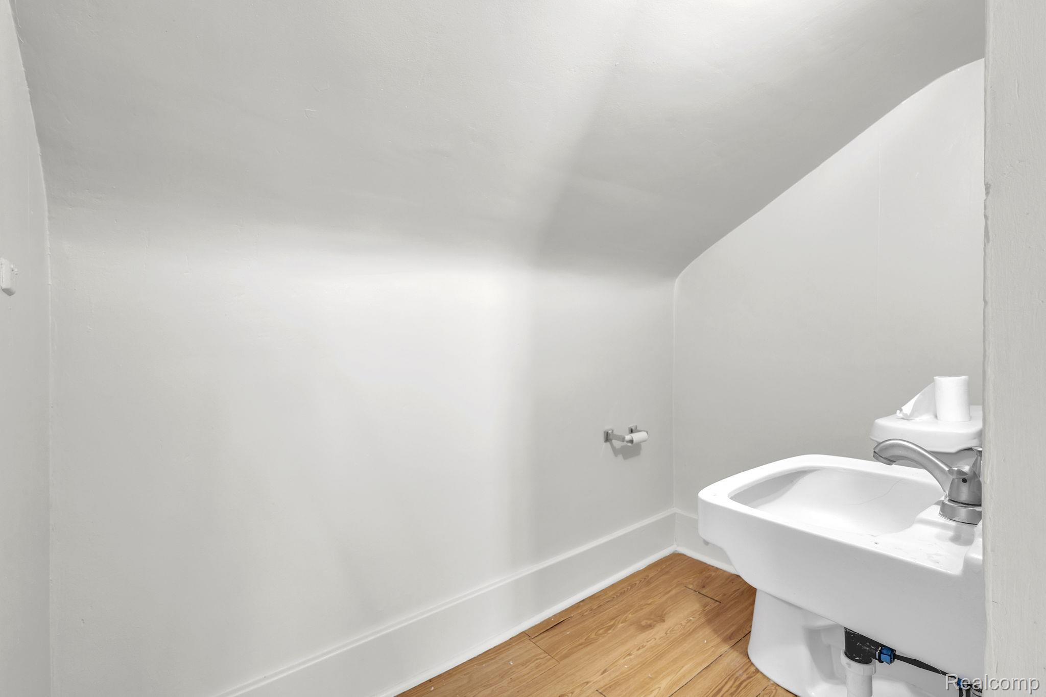 4877 Maynard Street Property Photo 21