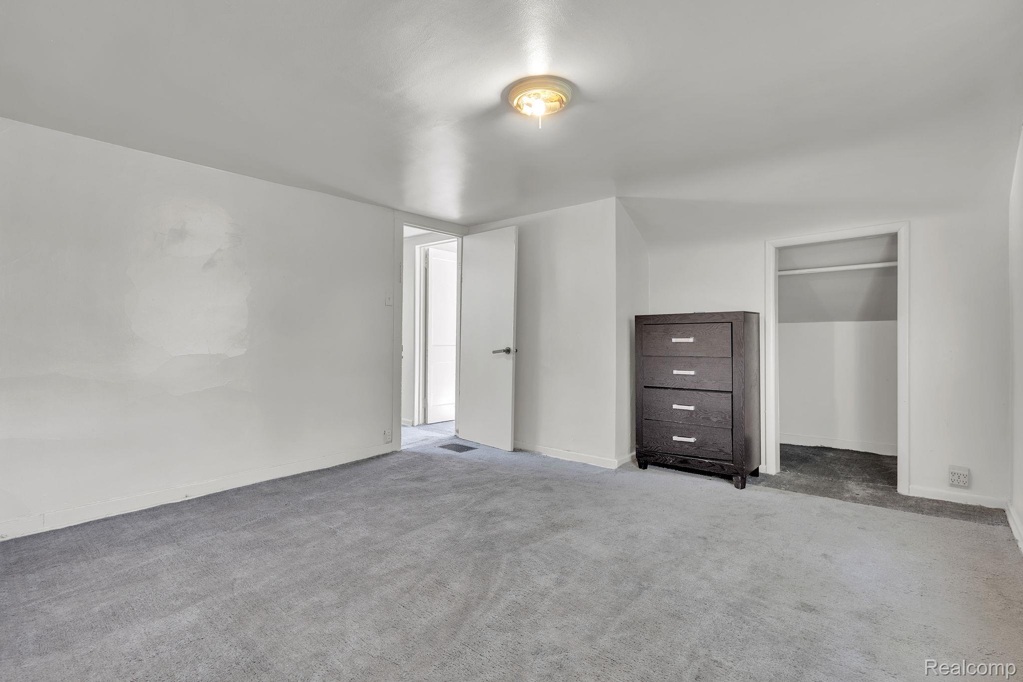 4877 Maynard Street Property Photo 24
