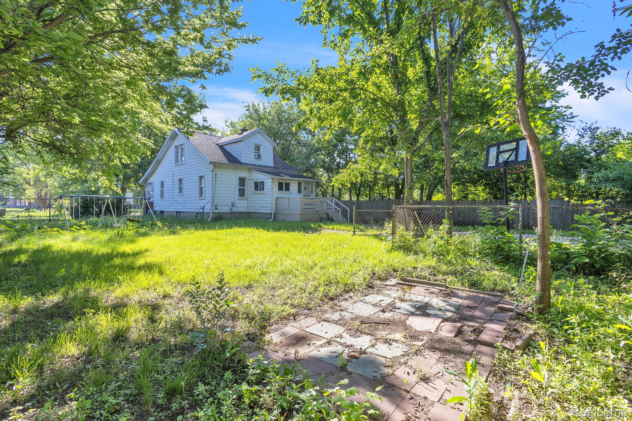 4877 Maynard Street Property Photo 37