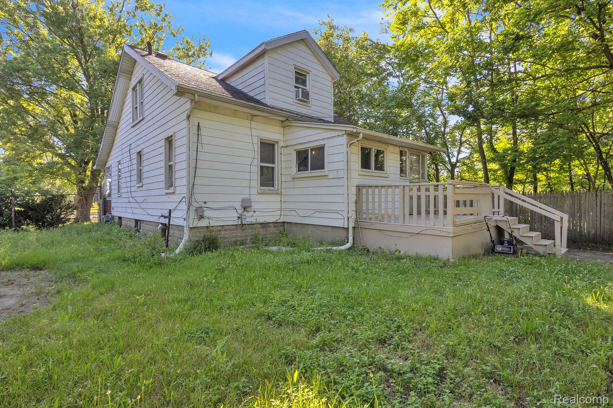 4877 Maynard Street Property Photo 38