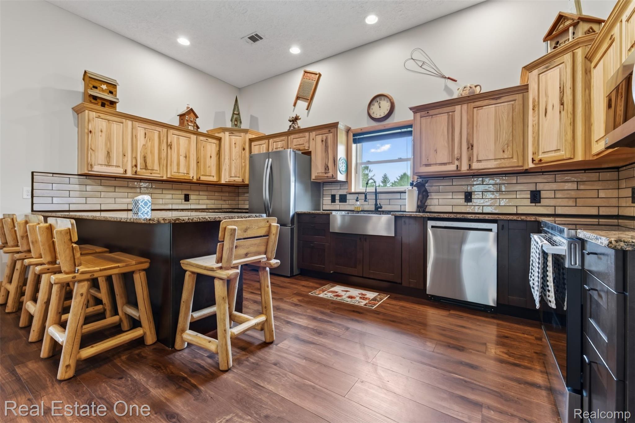 7250 Artesian Trail Property Photo 7