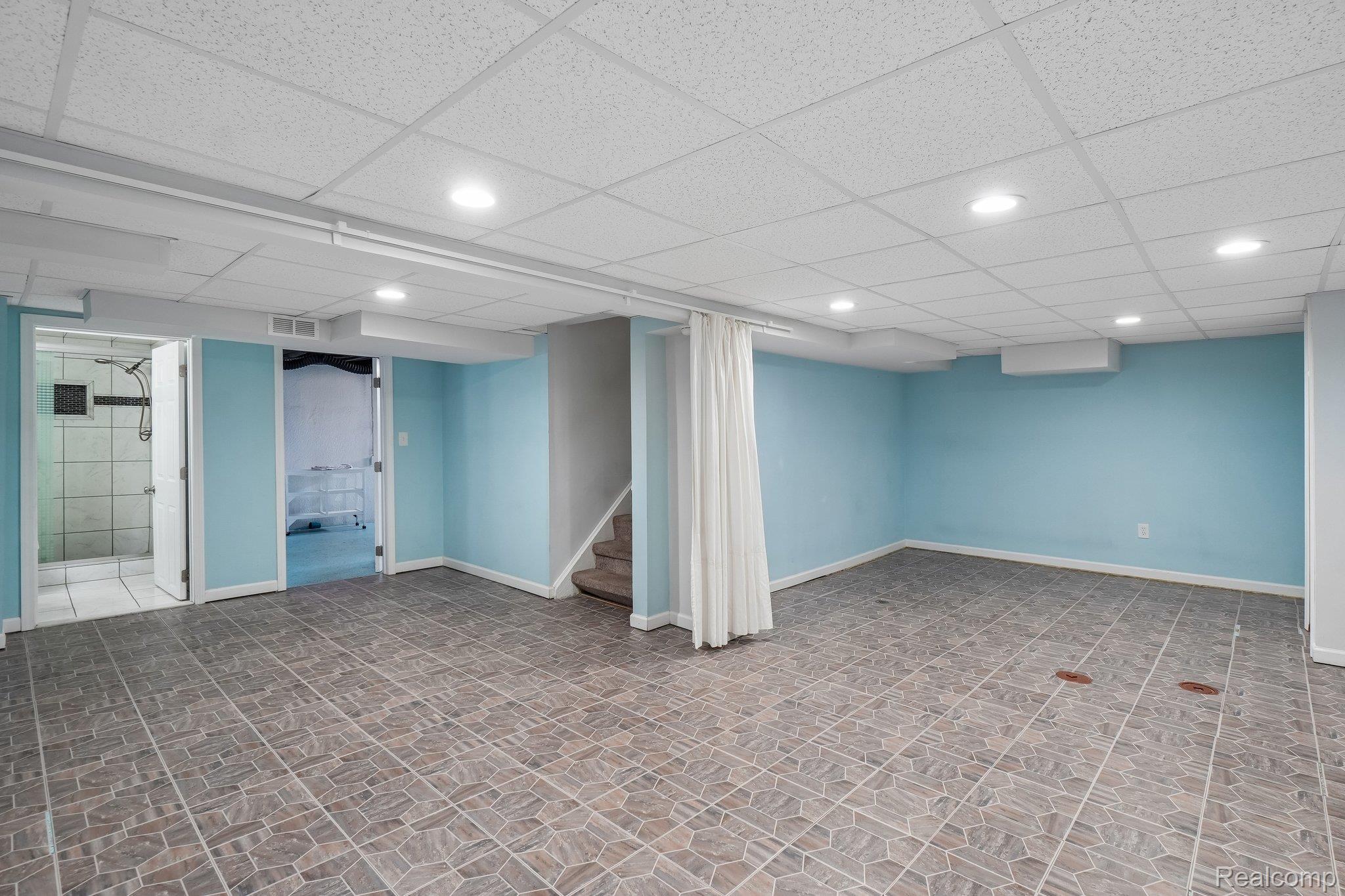 8401 18 Mile Road 112 Property Photo 17