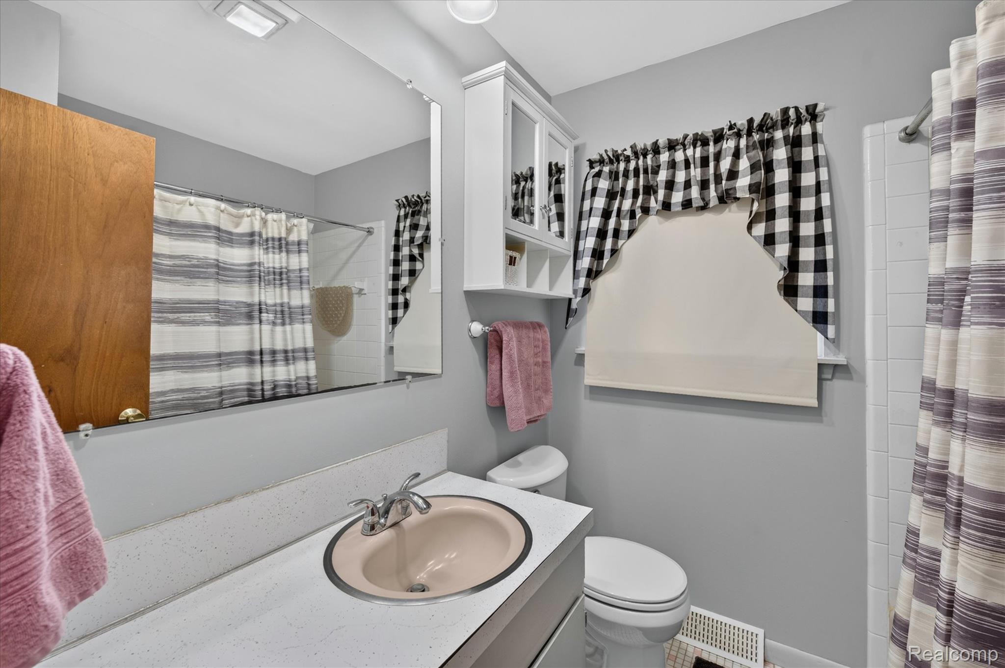 2721 Edgefield Drive Property Photo 17