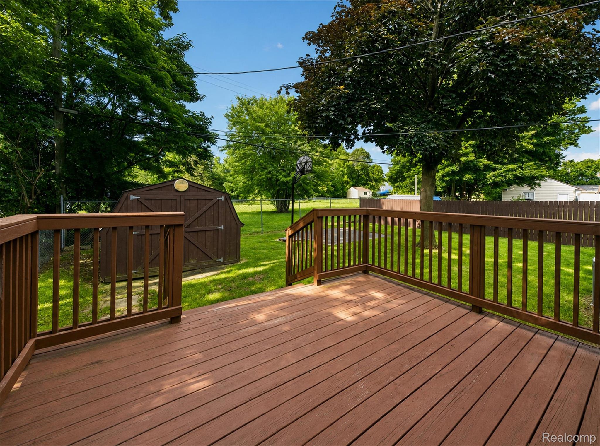 2721 Edgefield Drive Property Photo 19