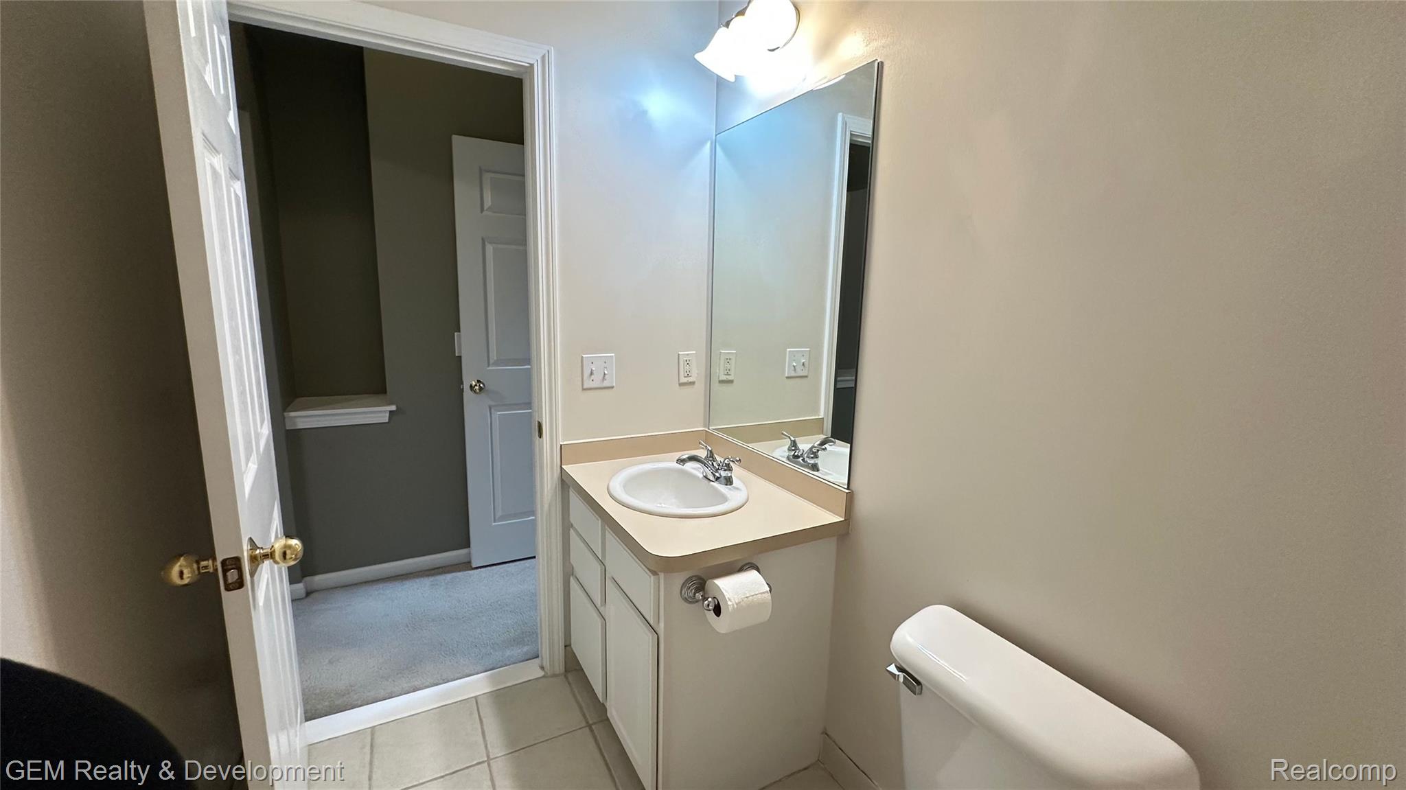 5555 Woodruff Shore Drive Property Photo 26