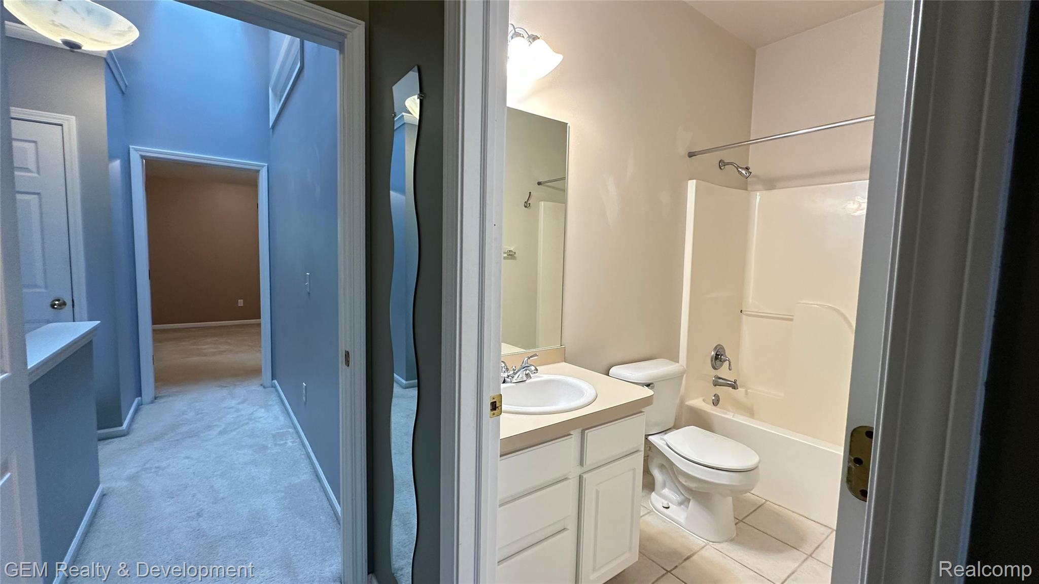 5555 Woodruff Shore Drive Property Photo 27