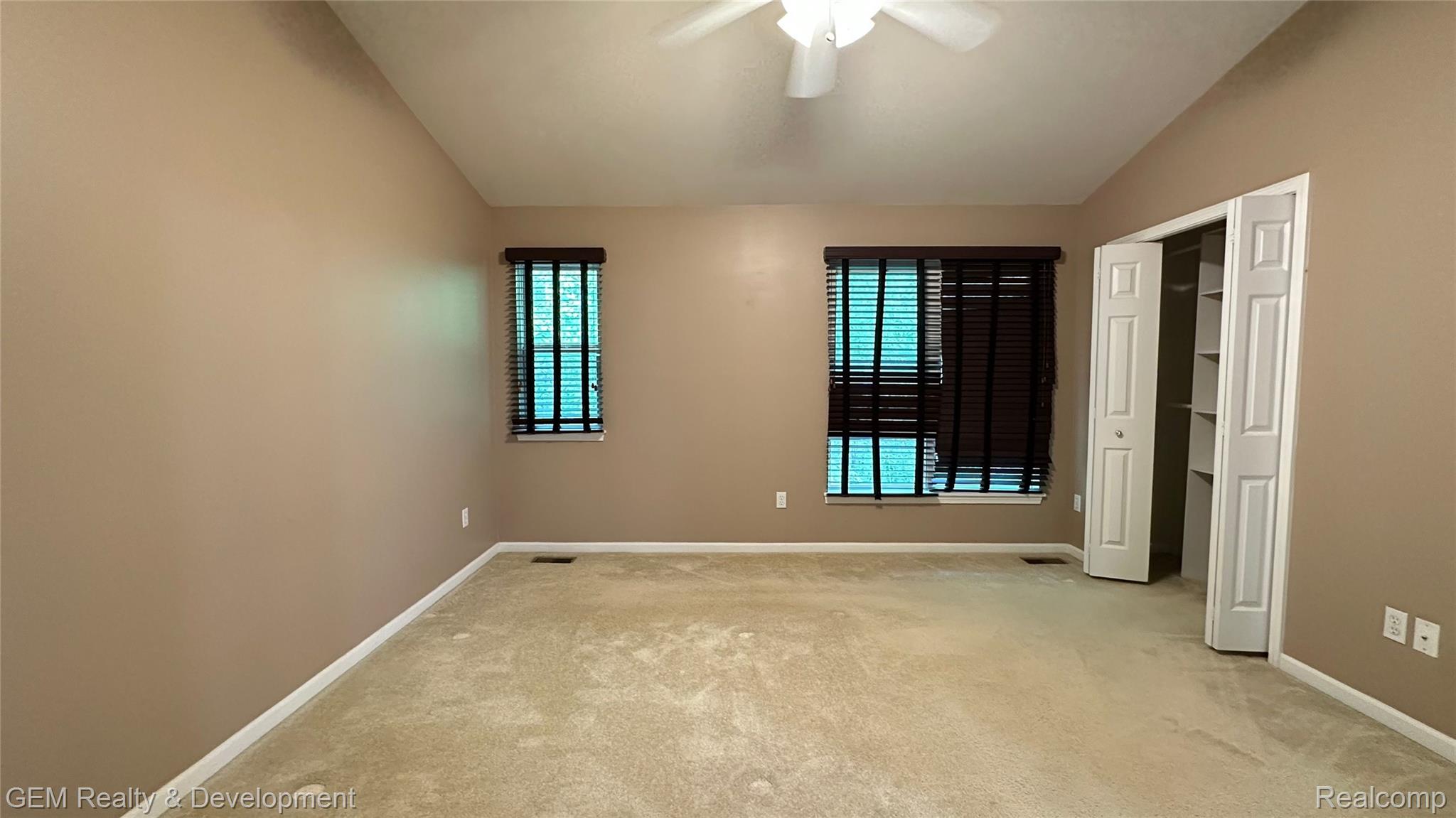 5555 Woodruff Shore Drive Property Photo 29