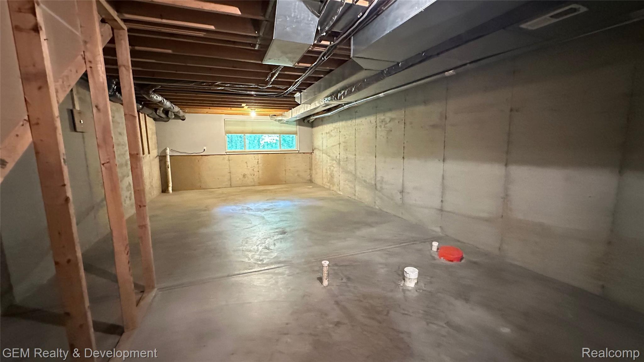 5555 Woodruff Shore Drive Property Photo 39