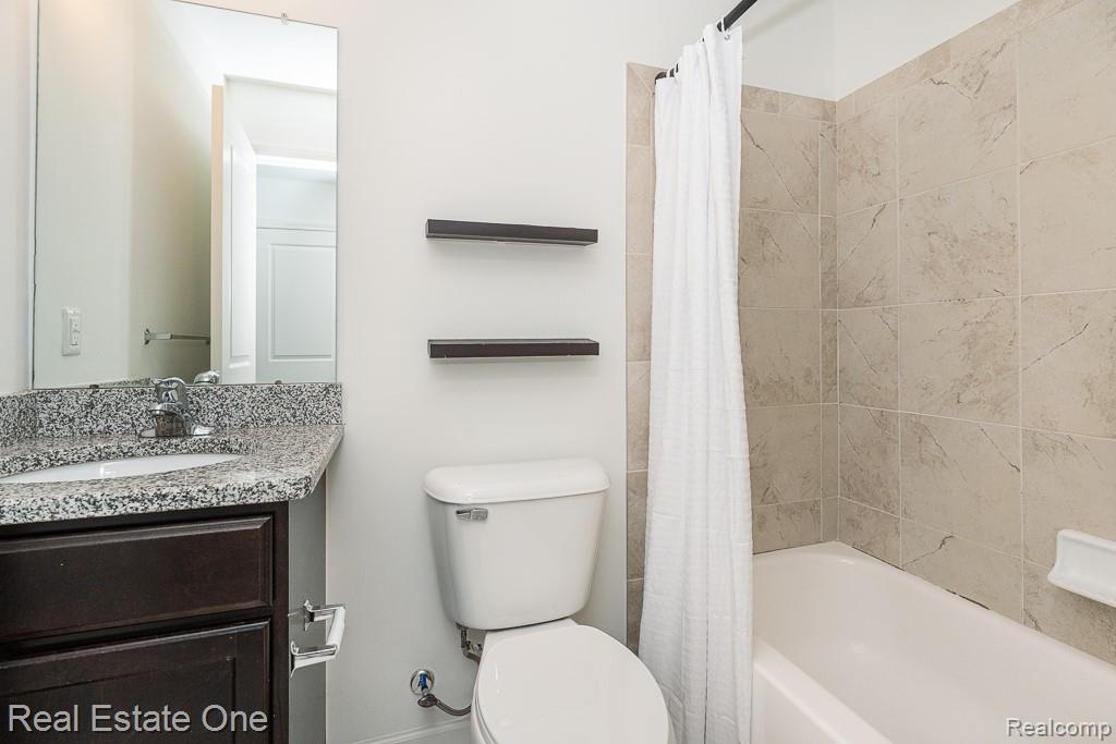 4637 Bradley Circle Property Photo 21