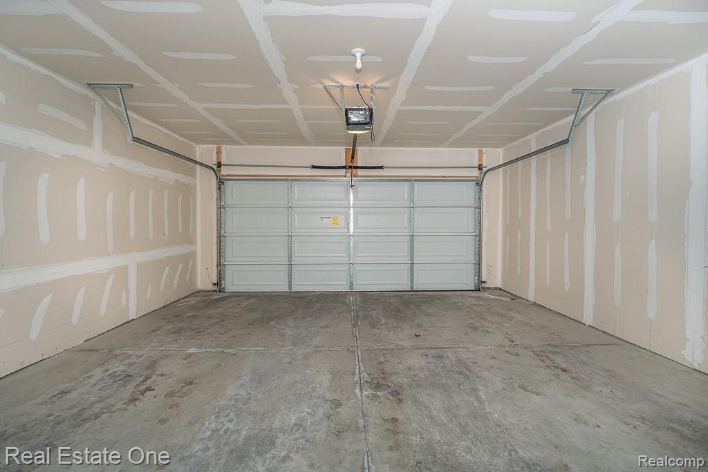 4637 Bradley Circle Property Photo 24