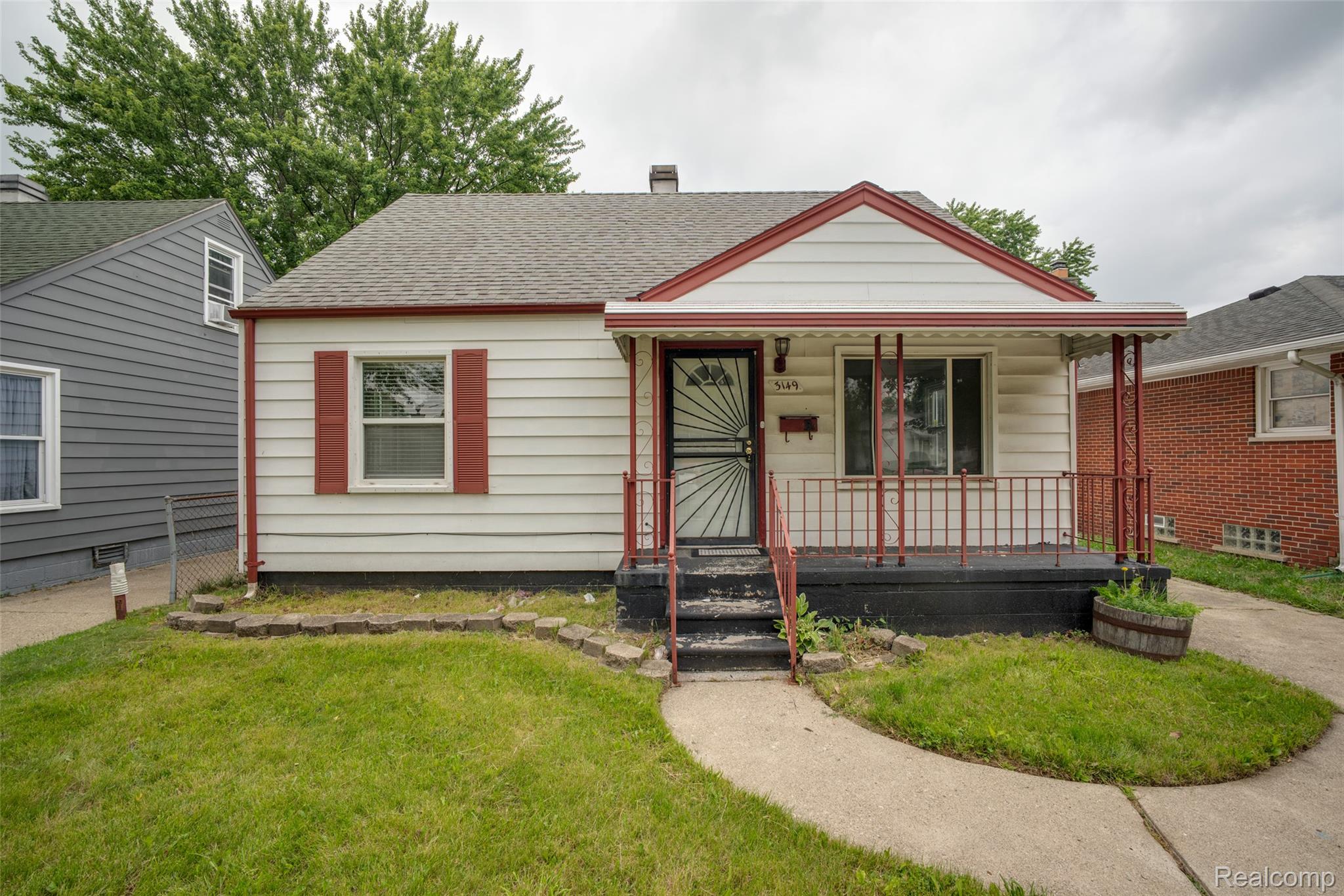3149 Poplar Avenue Property Photo 1