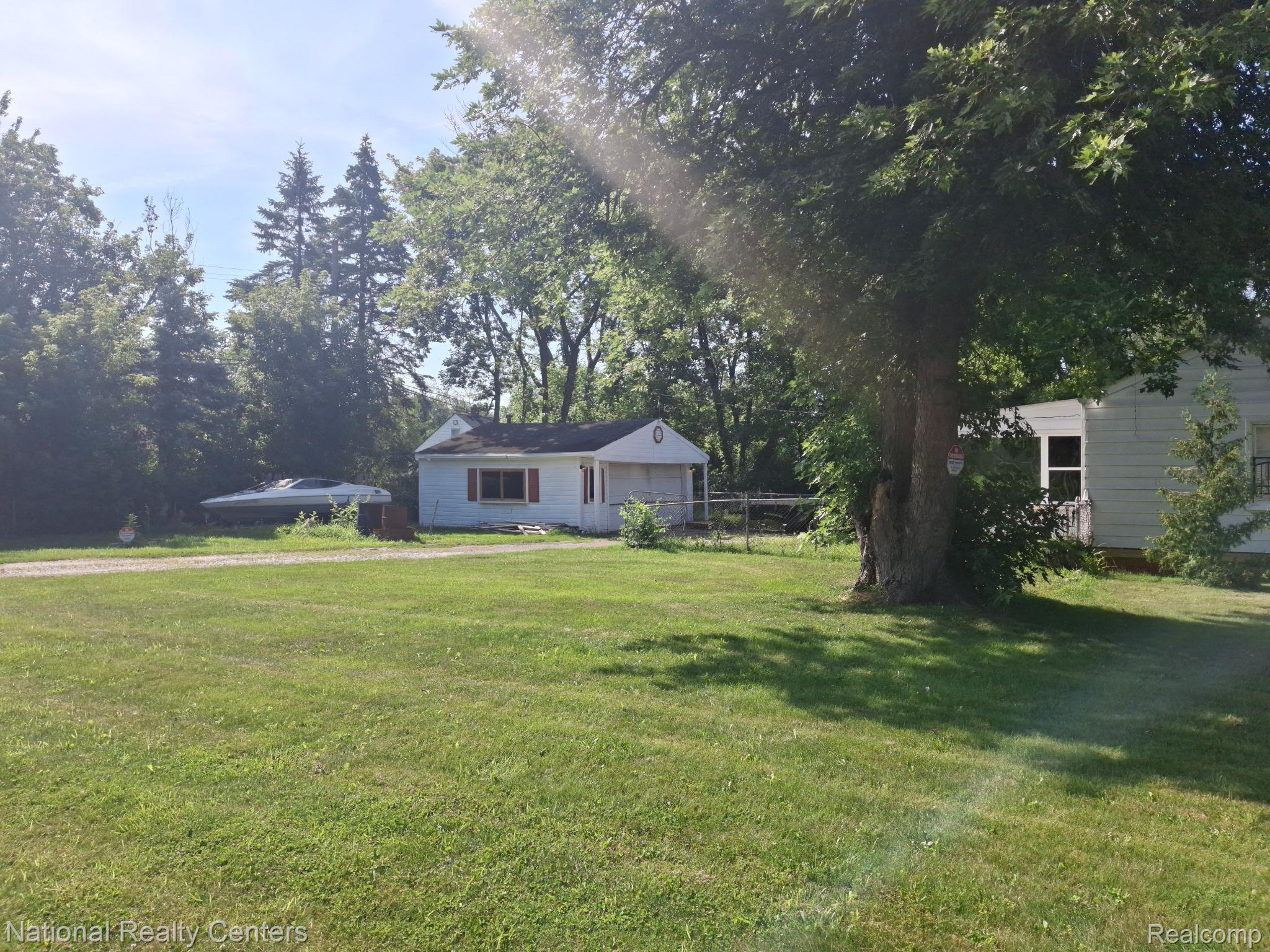 8310 Braile Property Photo 4