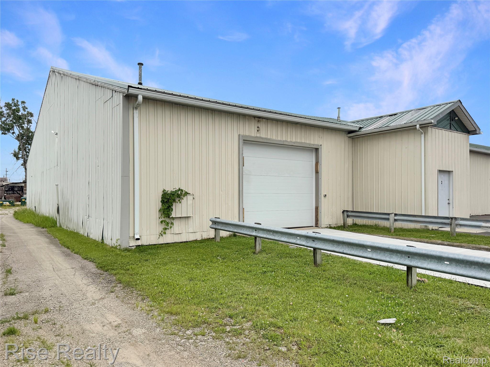 2447 E Judd Road 3 Property Photo 1