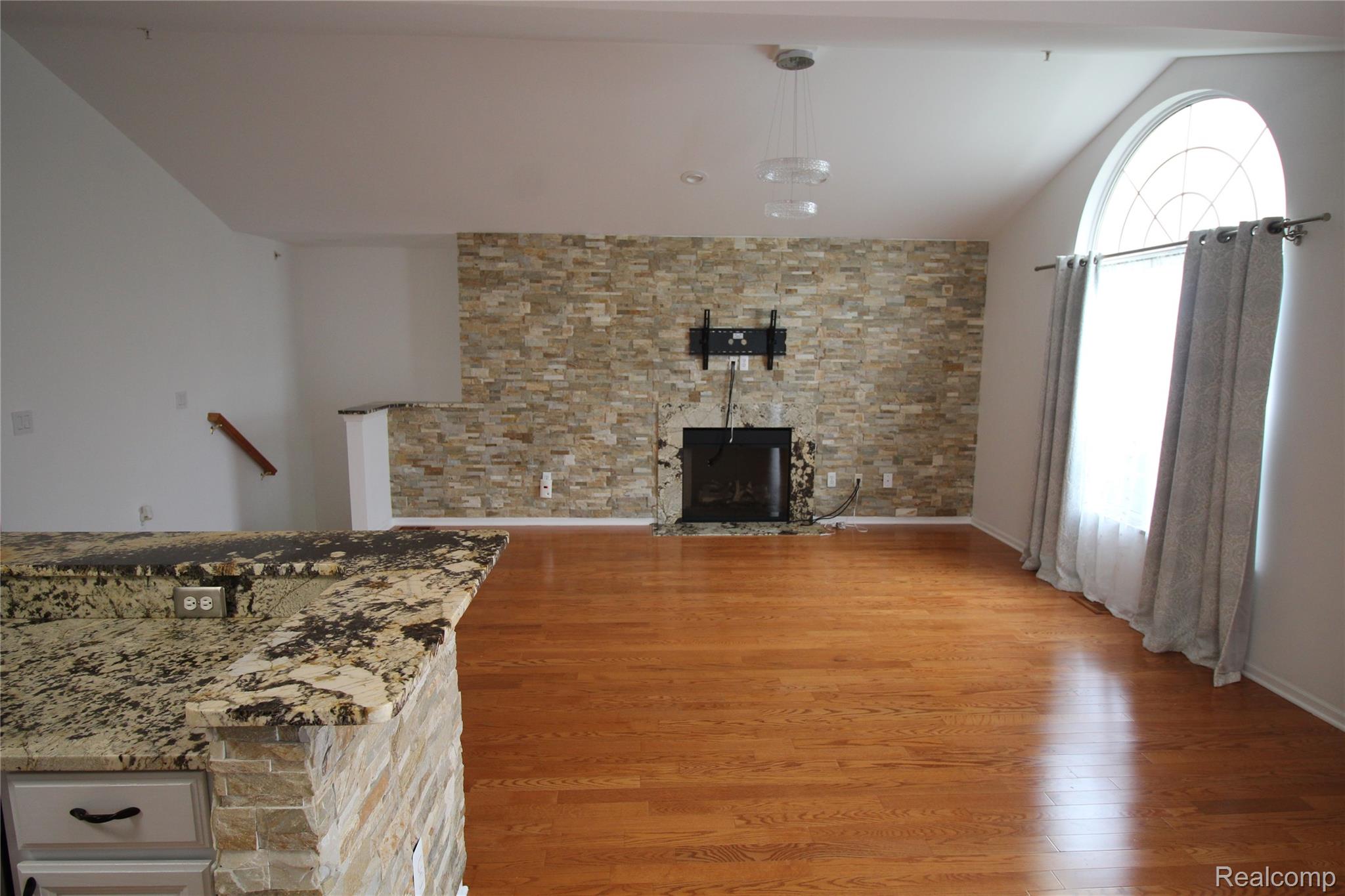 2224 Leighton Drive Property Photo 7