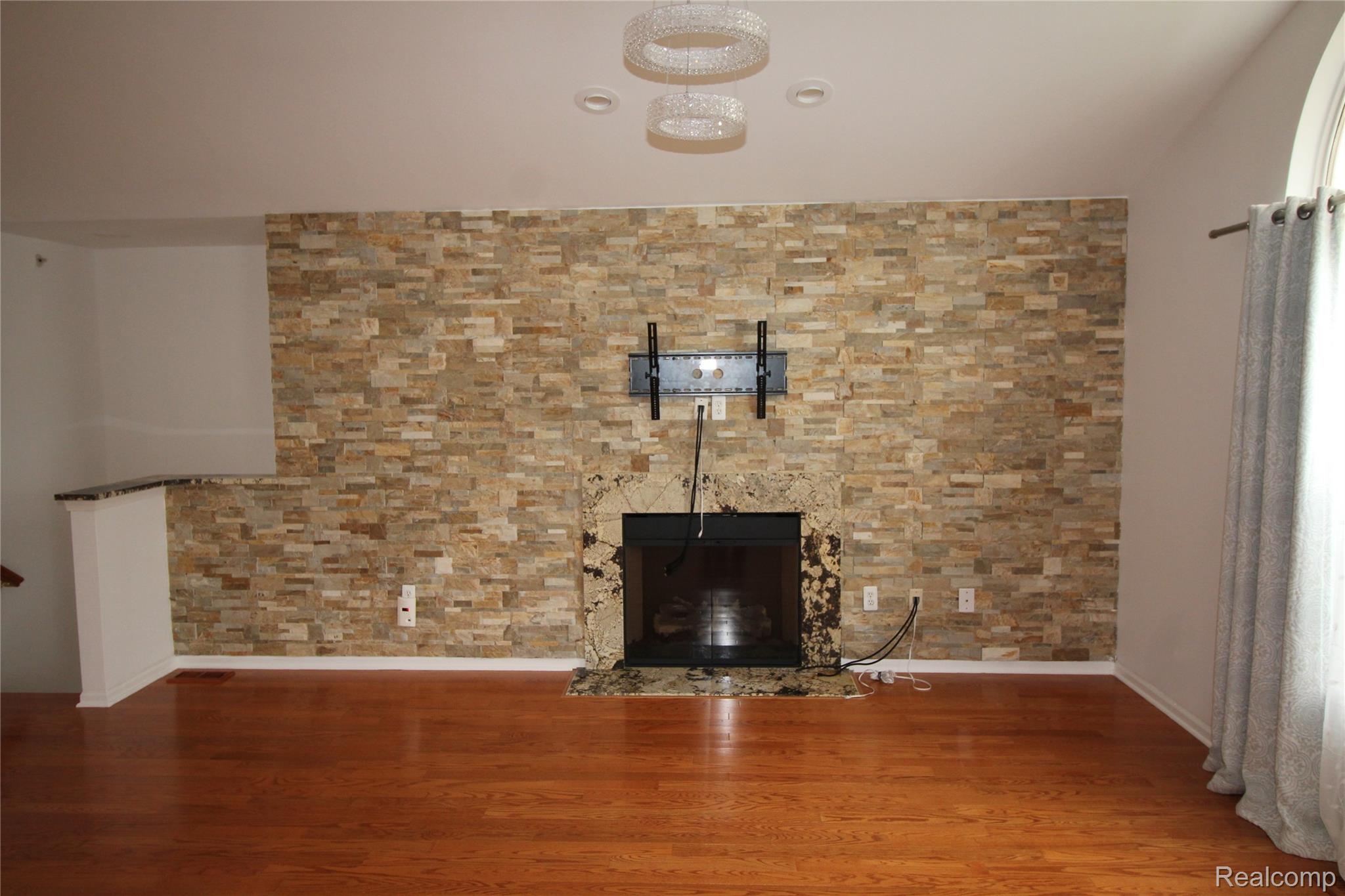 2224 Leighton Drive Property Photo 10