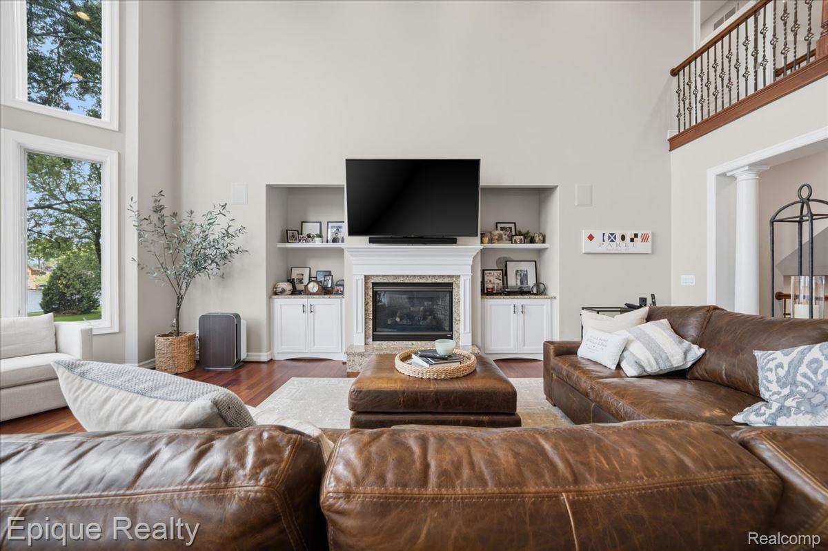 4312 Sashabaw Road Property Photo 28