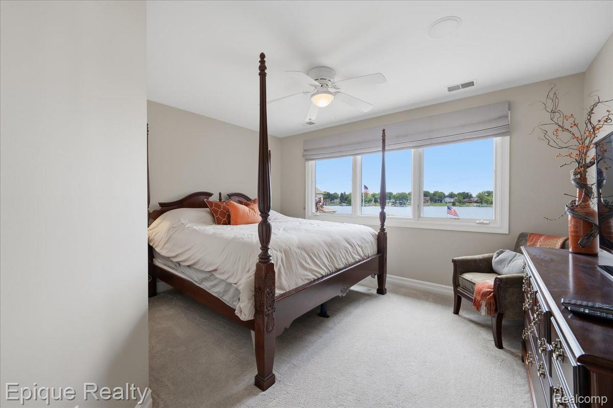 4312 Sashabaw Road Property Photo 52