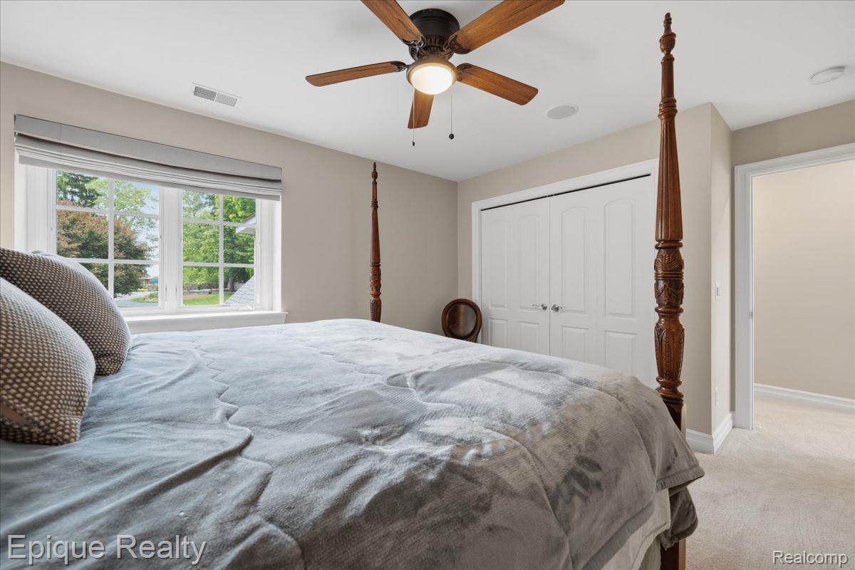 4312 Sashabaw Road Property Photo 56