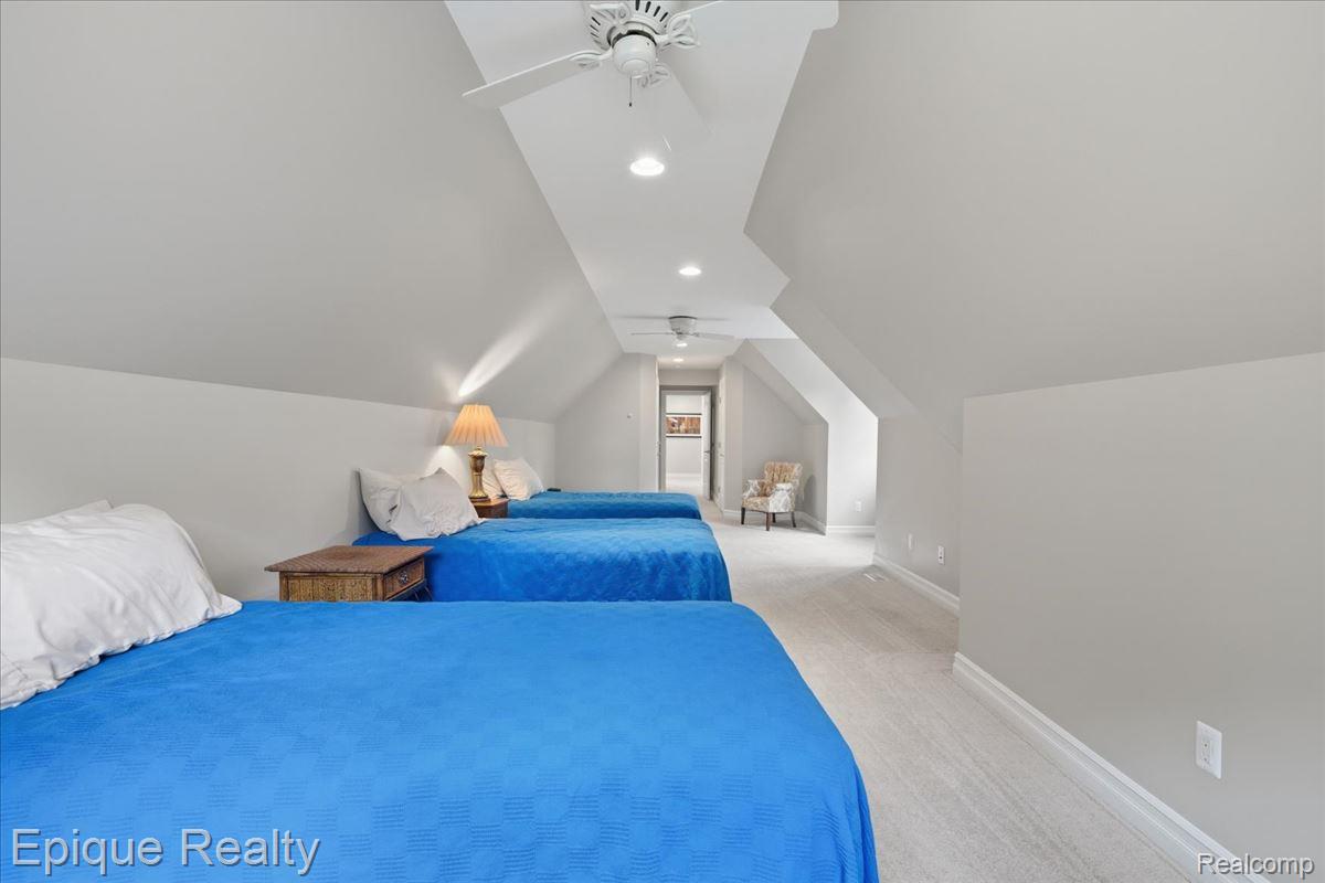 4312 Sashabaw Road Property Photo 59
