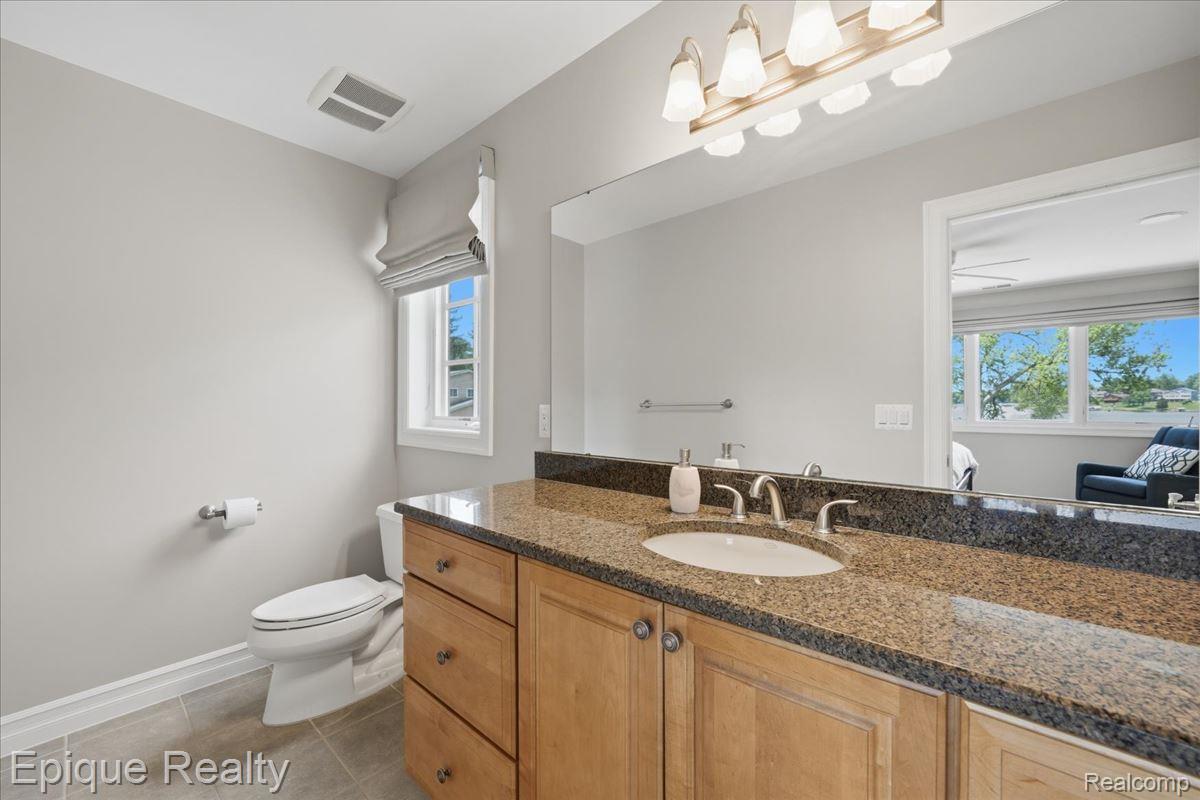 4312 Sashabaw Road Property Photo 64