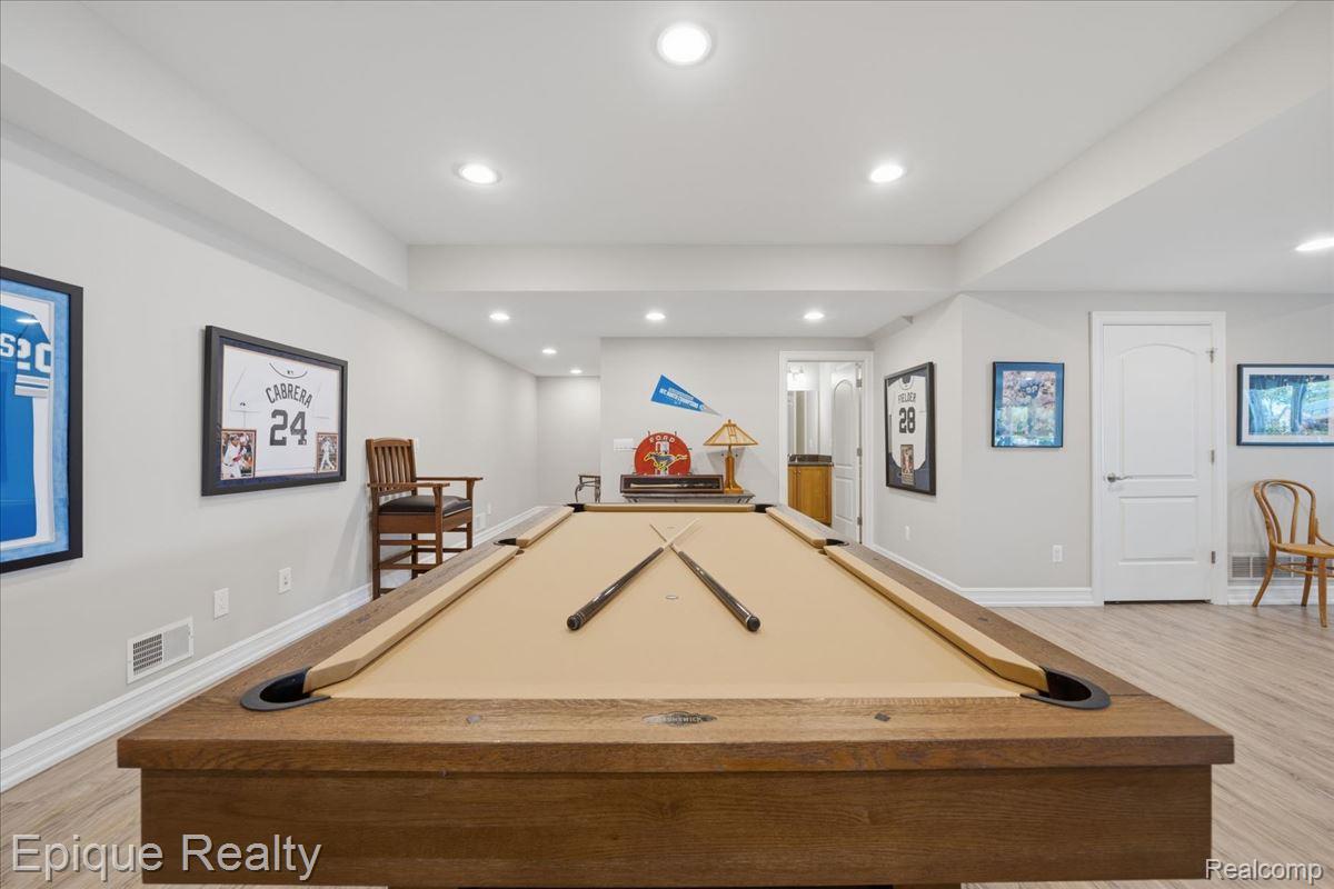 4312 Sashabaw Road Property Photo 65