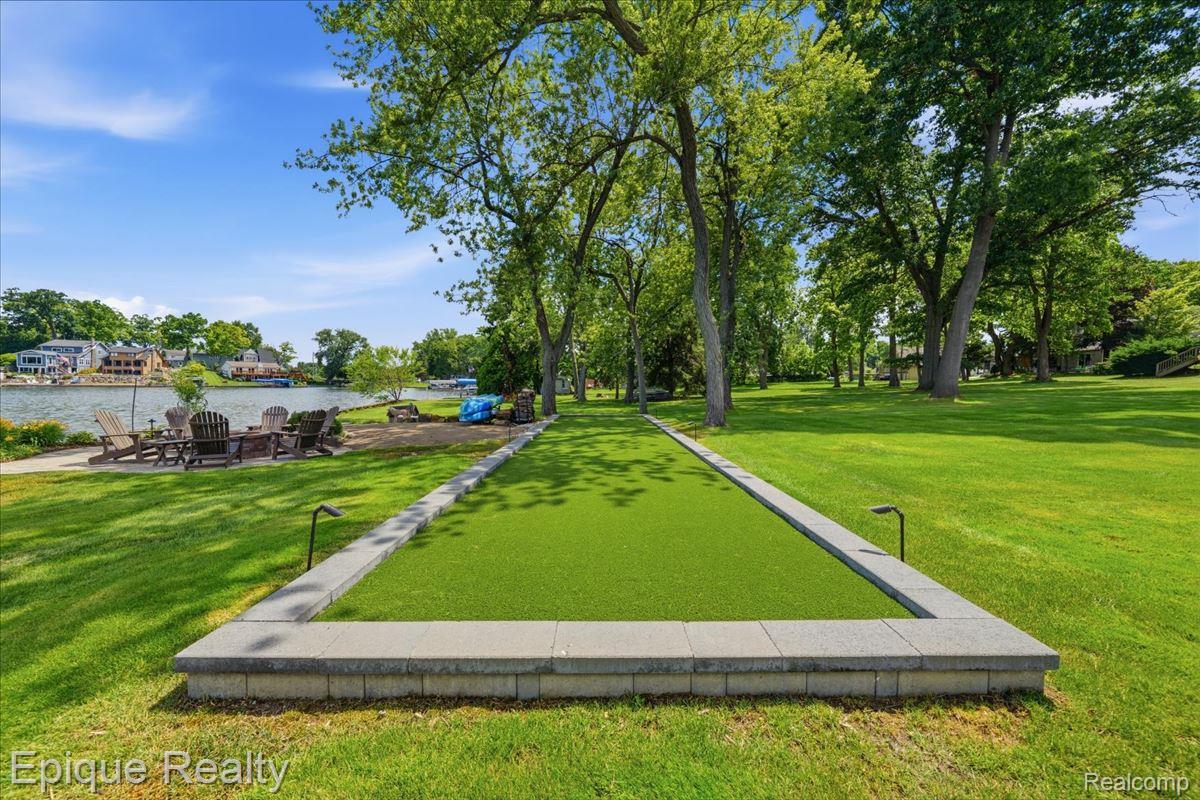 4312 Sashabaw Road Property Photo 82