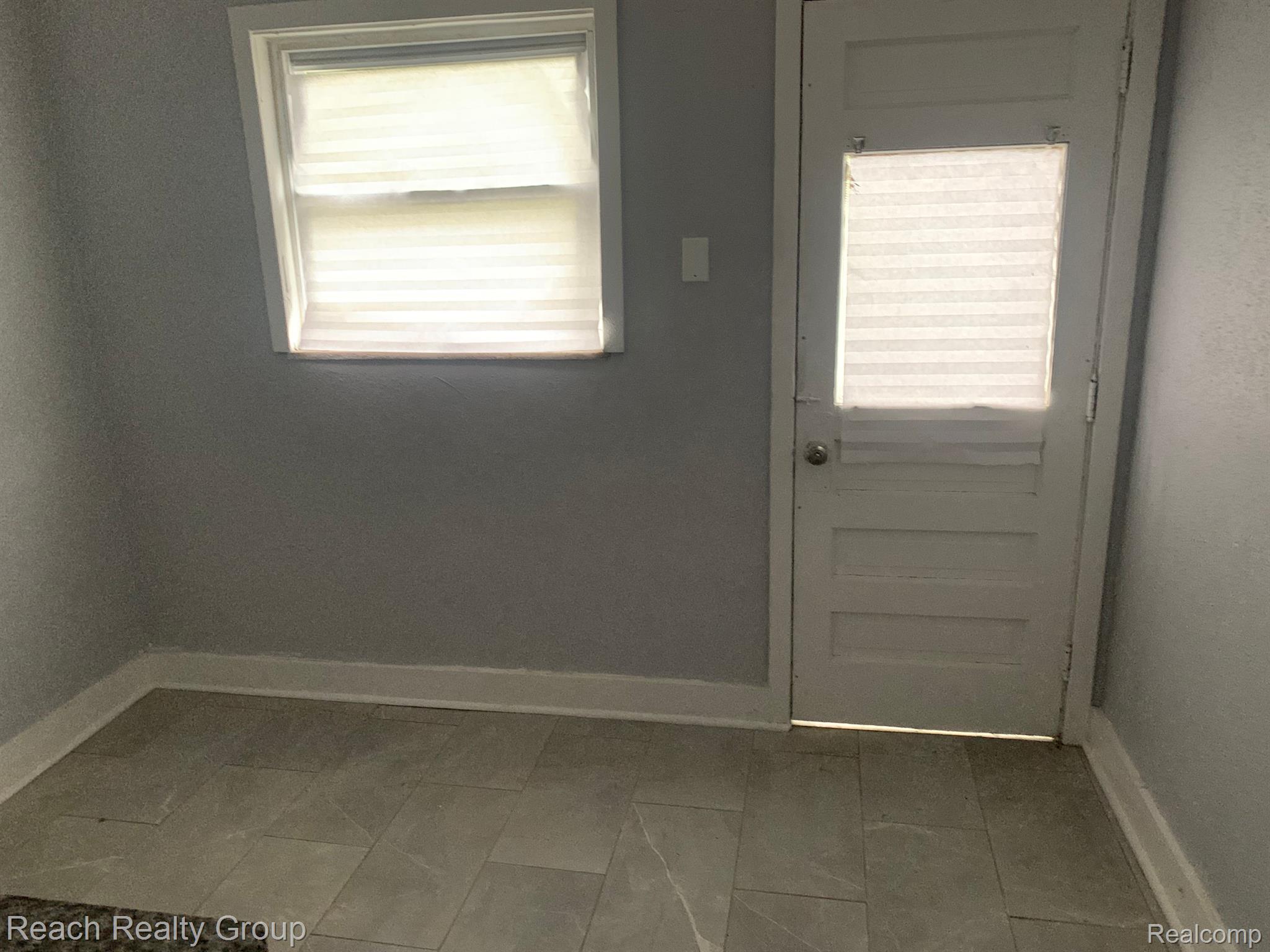 14839 Rutherford Street Property Photo 7