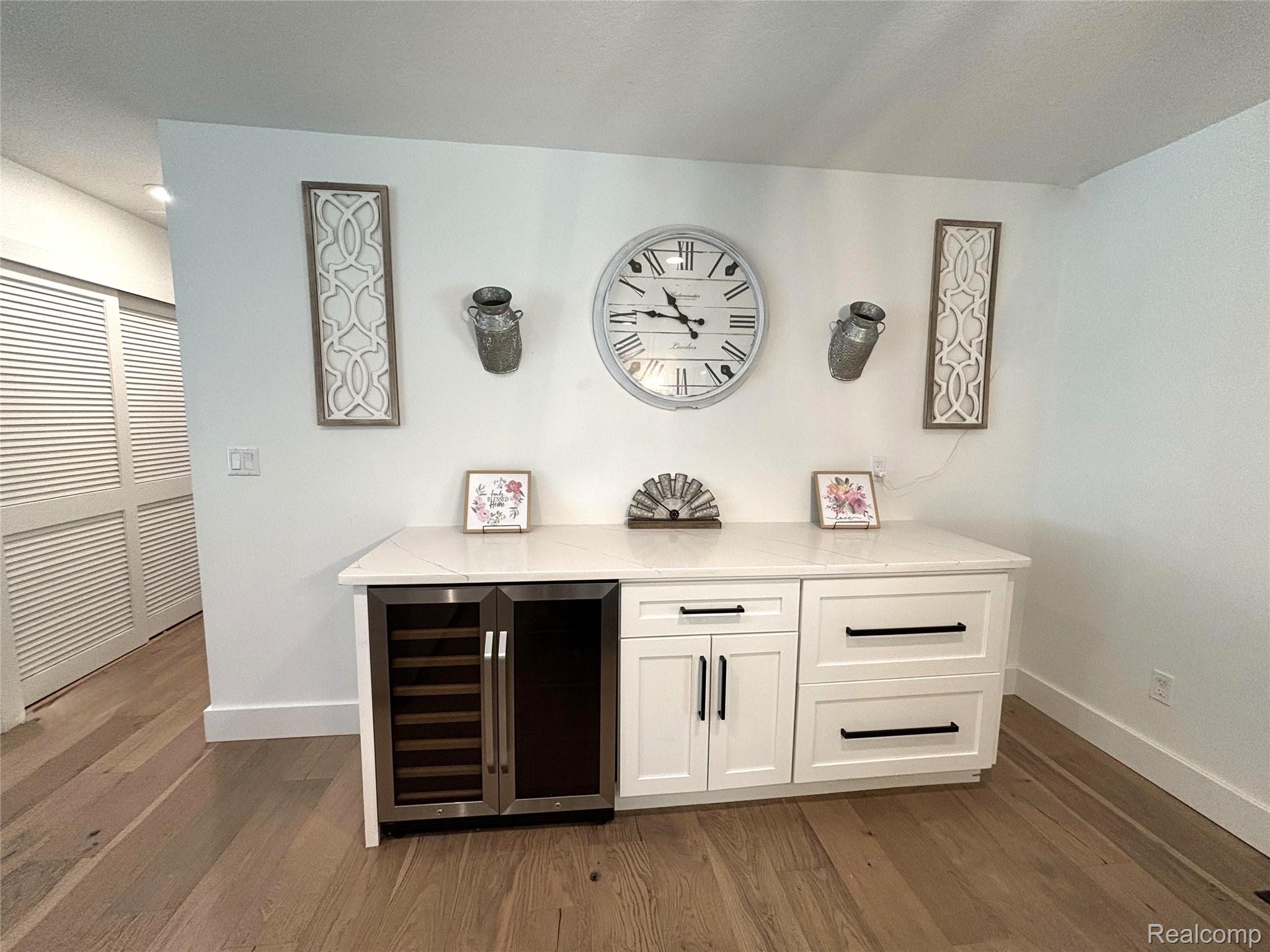 510 Janet Street Property Photo 8