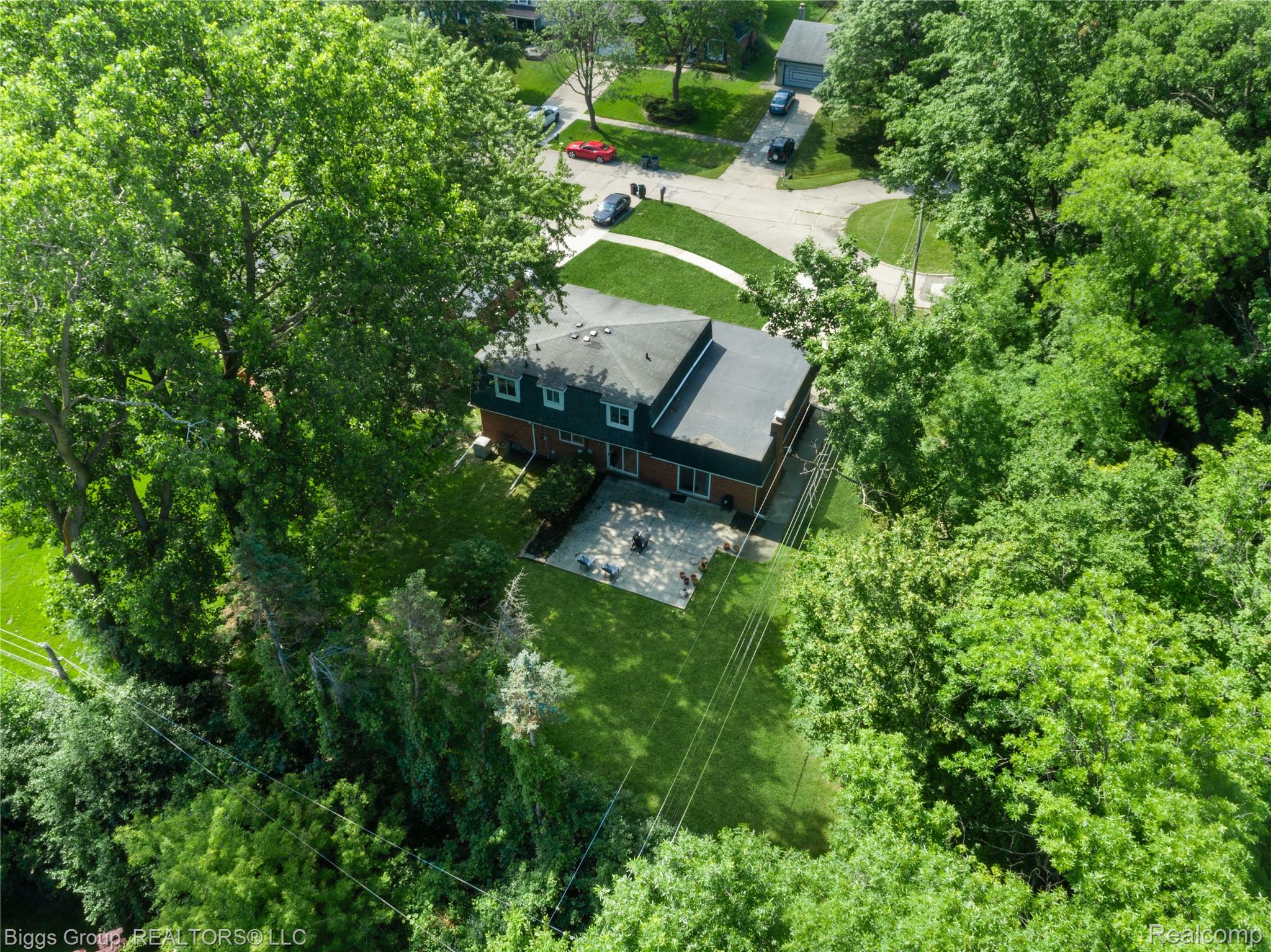 26207 Meadowbrook Way Property Photo 5