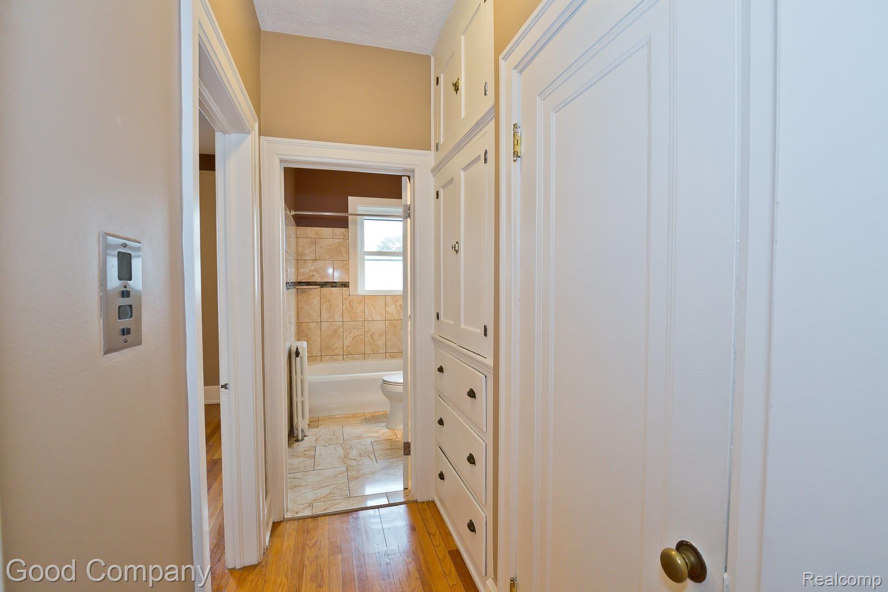 327 Southfield Road #3bs Property Photo 32